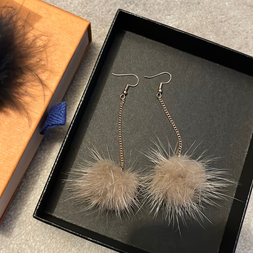 Fluffy earrings